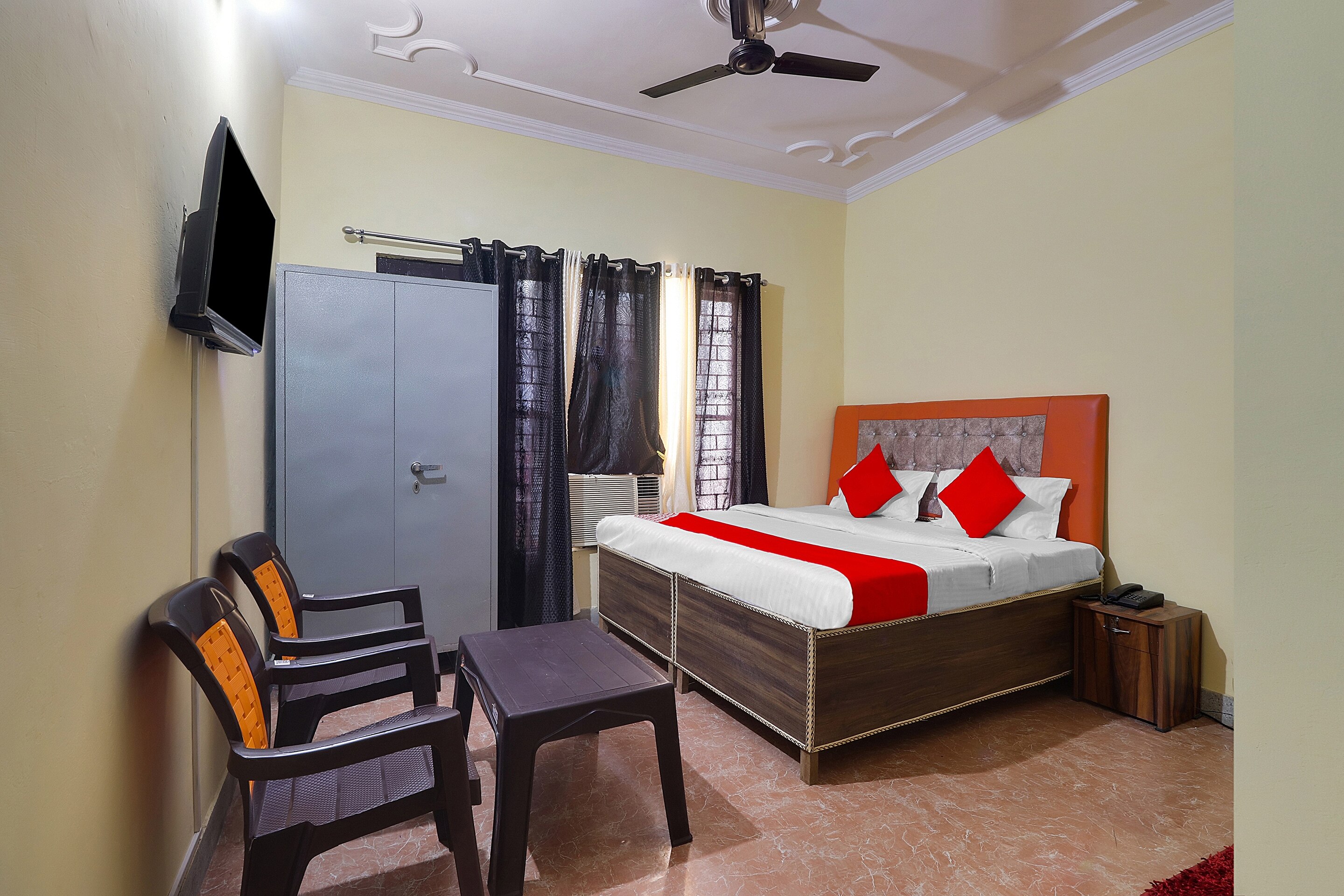 Hotel O Sunder Hotel - Tap to explore photos