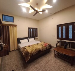 AC Dulux Room | Premium Room