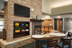 Homewood Suites by Hilton Madison West, Dane