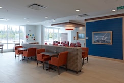 Holiday Inn Express & Suites ST JOHN'S AIRPORT , Springdale