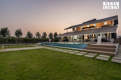 StayVista at Blisswood Cottage, Nashik