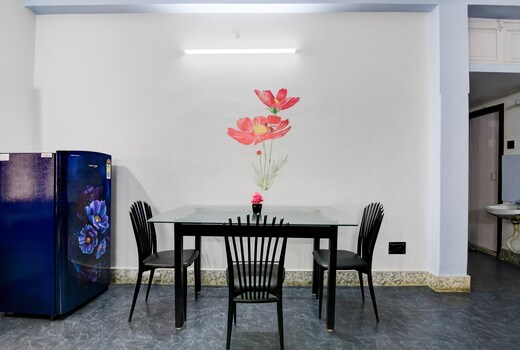 Hotel O Smriti Stay GD park
