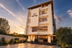 Hotel King Raama, Kolhapur
