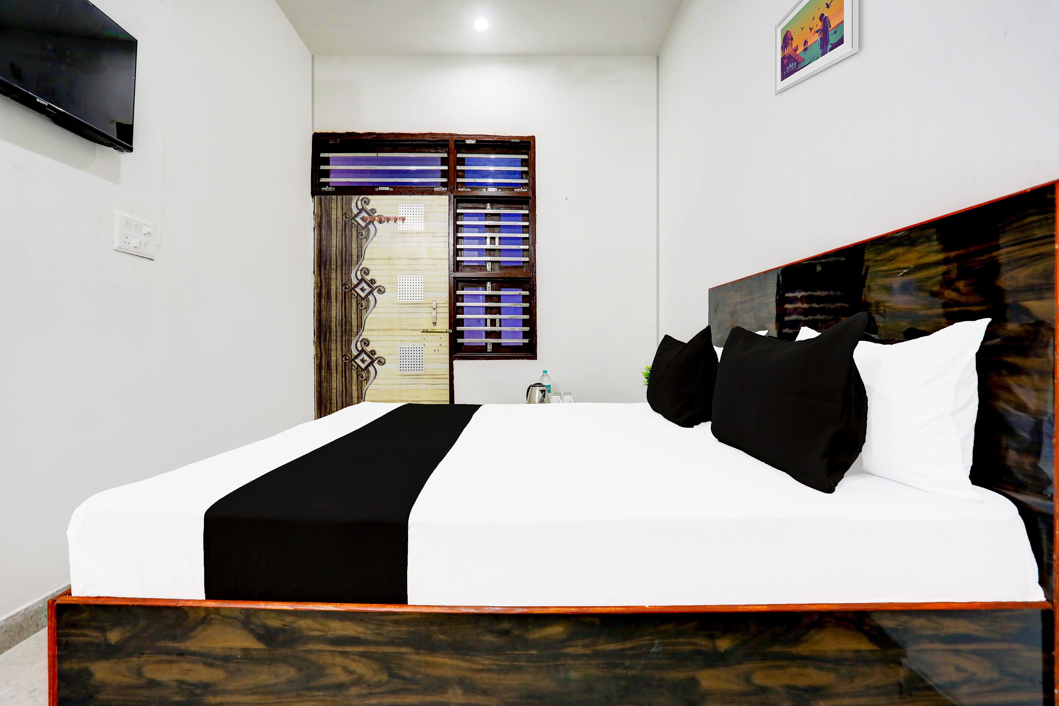 Hotel O SACHET HOTEL - Tap to explore photos