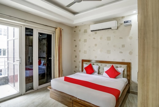 Hotel O Baghdad Bakhtawar Chowk