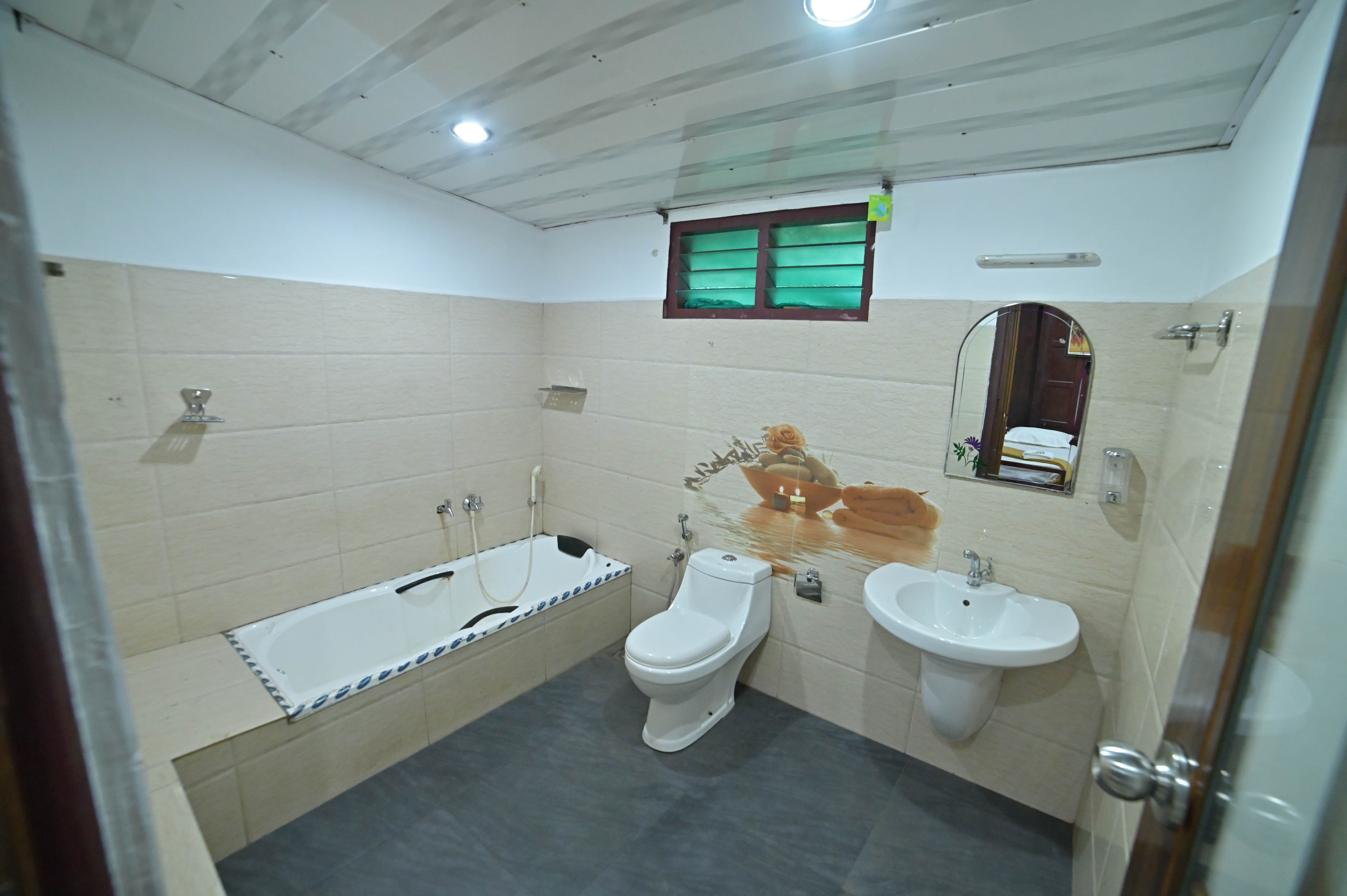 WOOD CASTLE RESIDENCY VAGAMON - Tap to explore photos