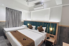 Hotel Signature, Thane