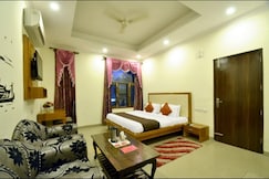 Hotel The Lotus Inn, Chandigarh