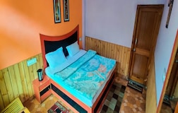 Wooden Cottage With Mountain View