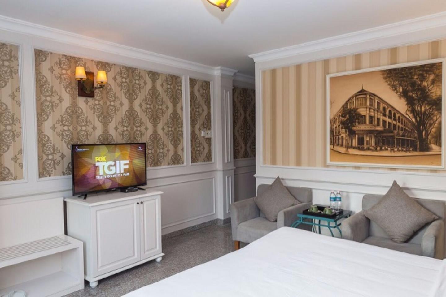 Ben Thanh Boutique Hotel - Tap to explore photos