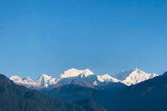 Voyage The Aryan Regency, Koshi