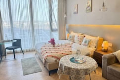 Golden Haven Stays| Golf Course | Joy Square | Couple Friendly, Manesar