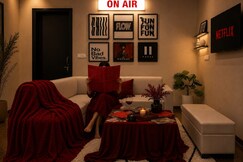 Let'stay - The Scarlet House | Premium 2BHK | Netflix, Noida
