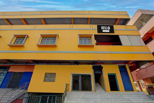 Hotel O Machilipatnam Railway Station Formerly Hasini Celebrations