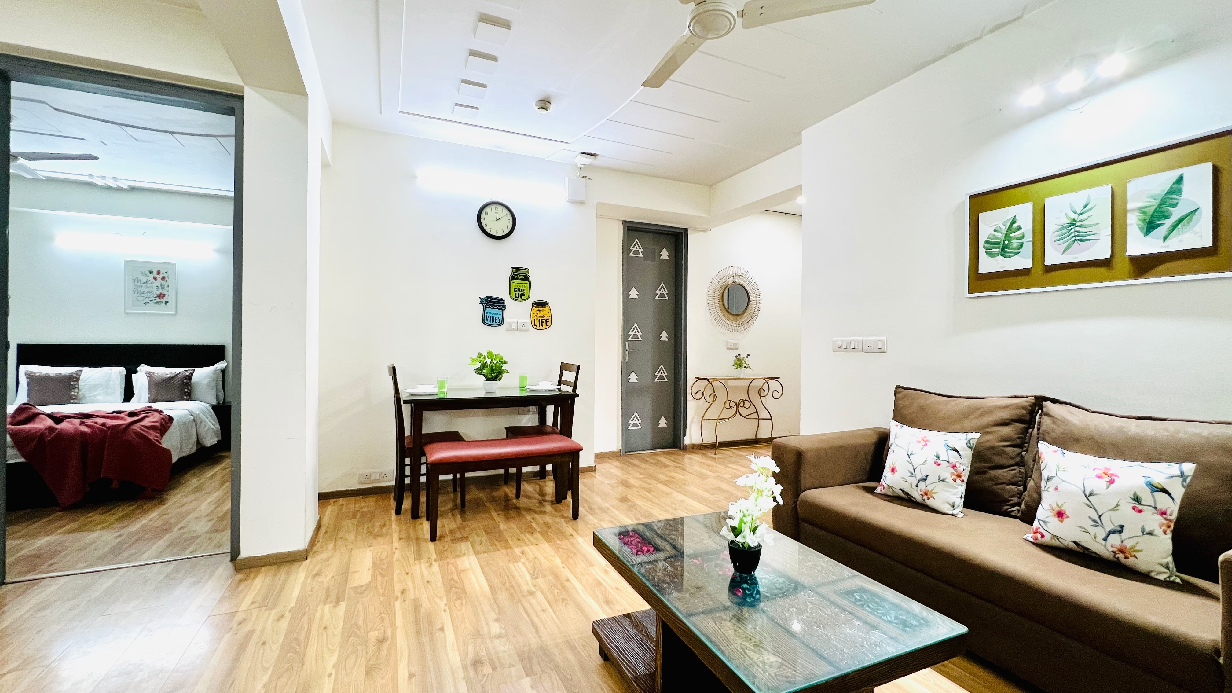 Niketan Medanta 2 BHK Service Apartment - Tap to explore photos