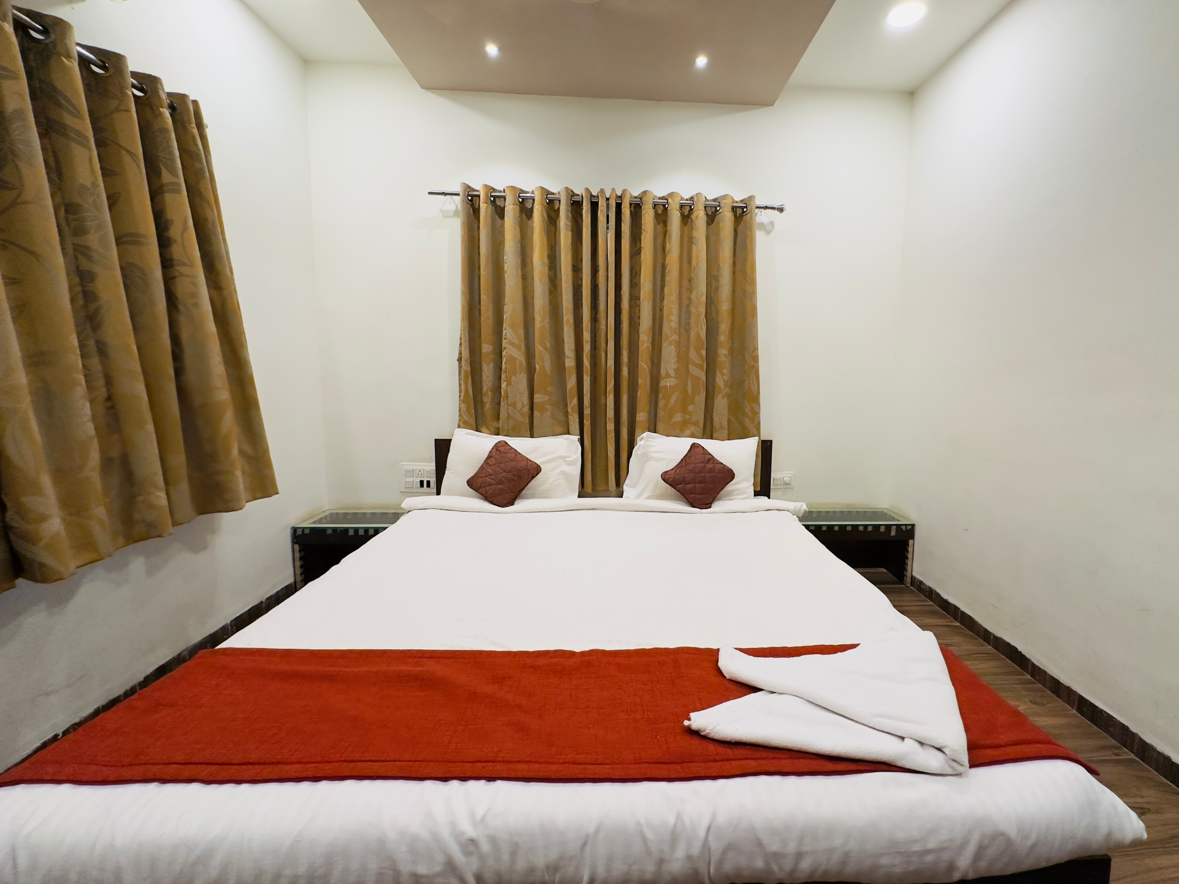 NILKANTH RESORTS - Tap to explore photos