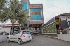 Utkarsh Hotel & Lodging, Jamkhed