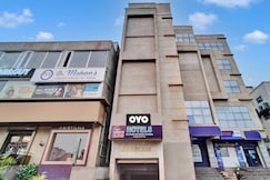 Hotel O JK INN, Erode