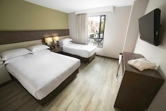 Embassy Suites by Hilton Bogota - Rosales, Bogota