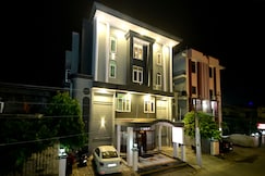 Hotel Paradise Continental  800 Meters from Railway Station, Jaipur