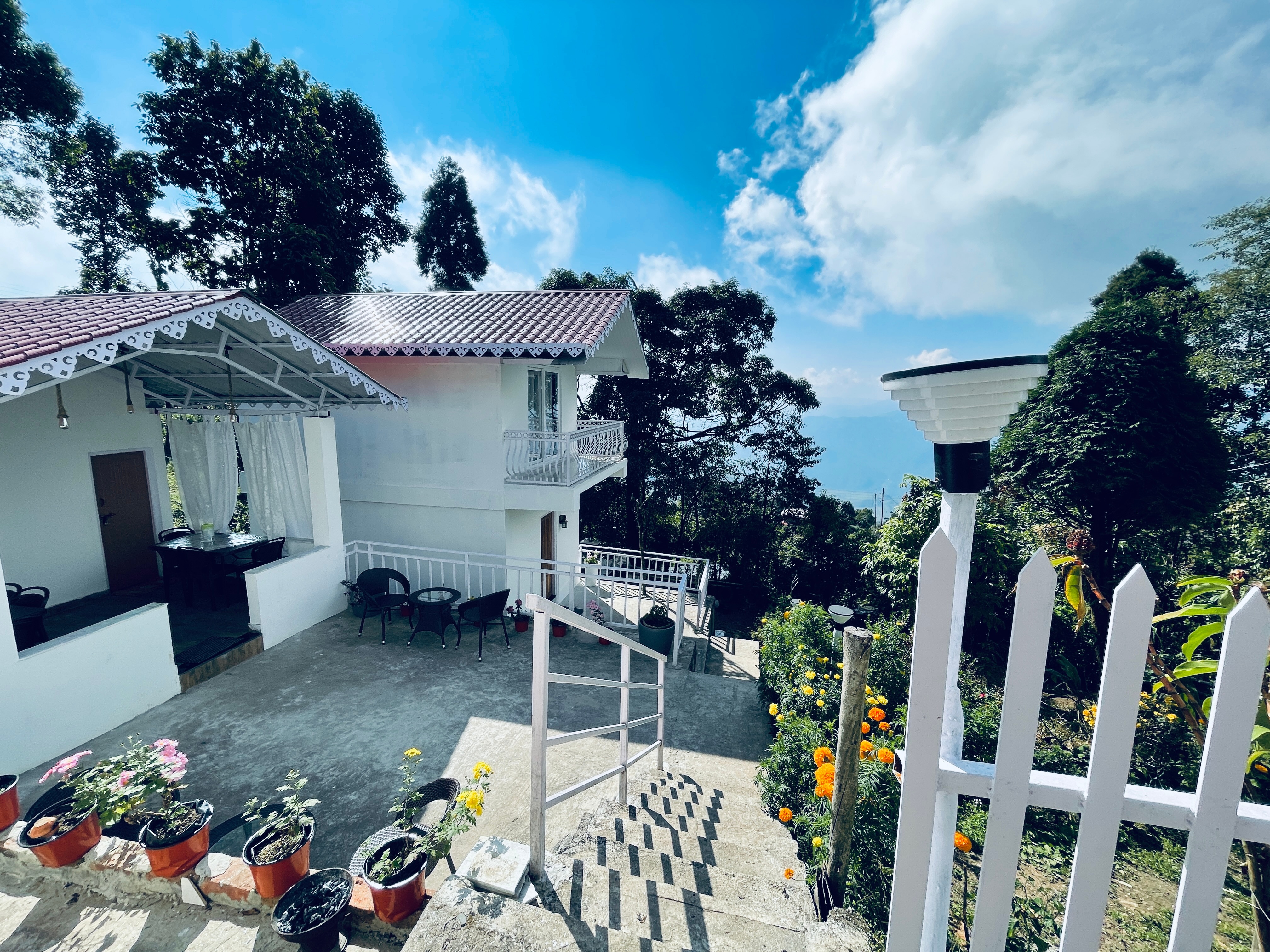 K-Den Homestay -Experience Nature's Leisurely Life - Tap to explore photos