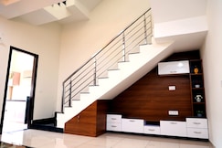 Lovely 1 bedroom unit with Balcony in 3 BHK villa, Jaipur