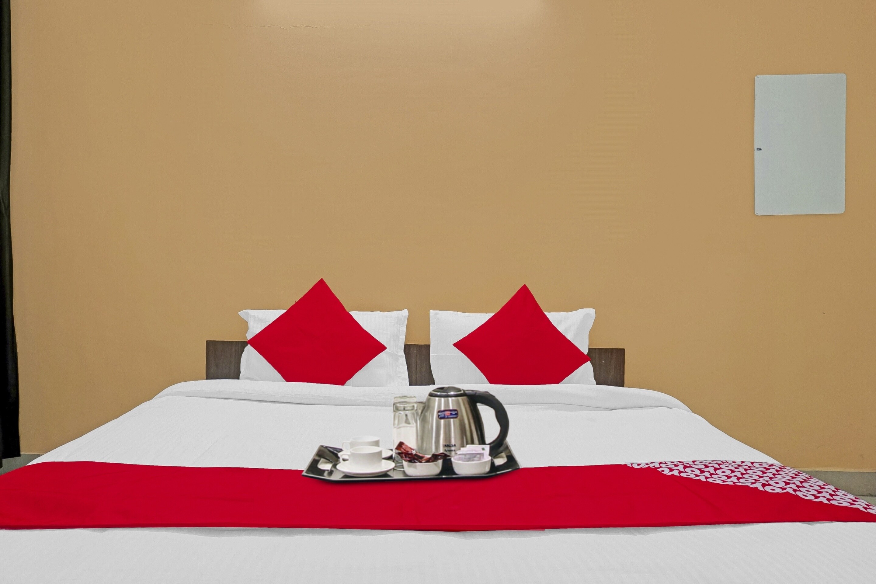 Hotel O Sapphire Homes Stay - Tap to explore photos