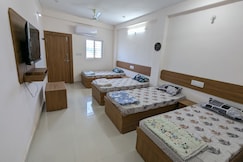 mahadev guest house, Ujjain