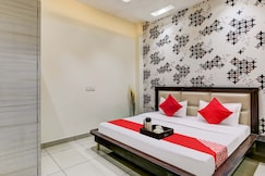 Hotel O Sky Land, Ludhiana