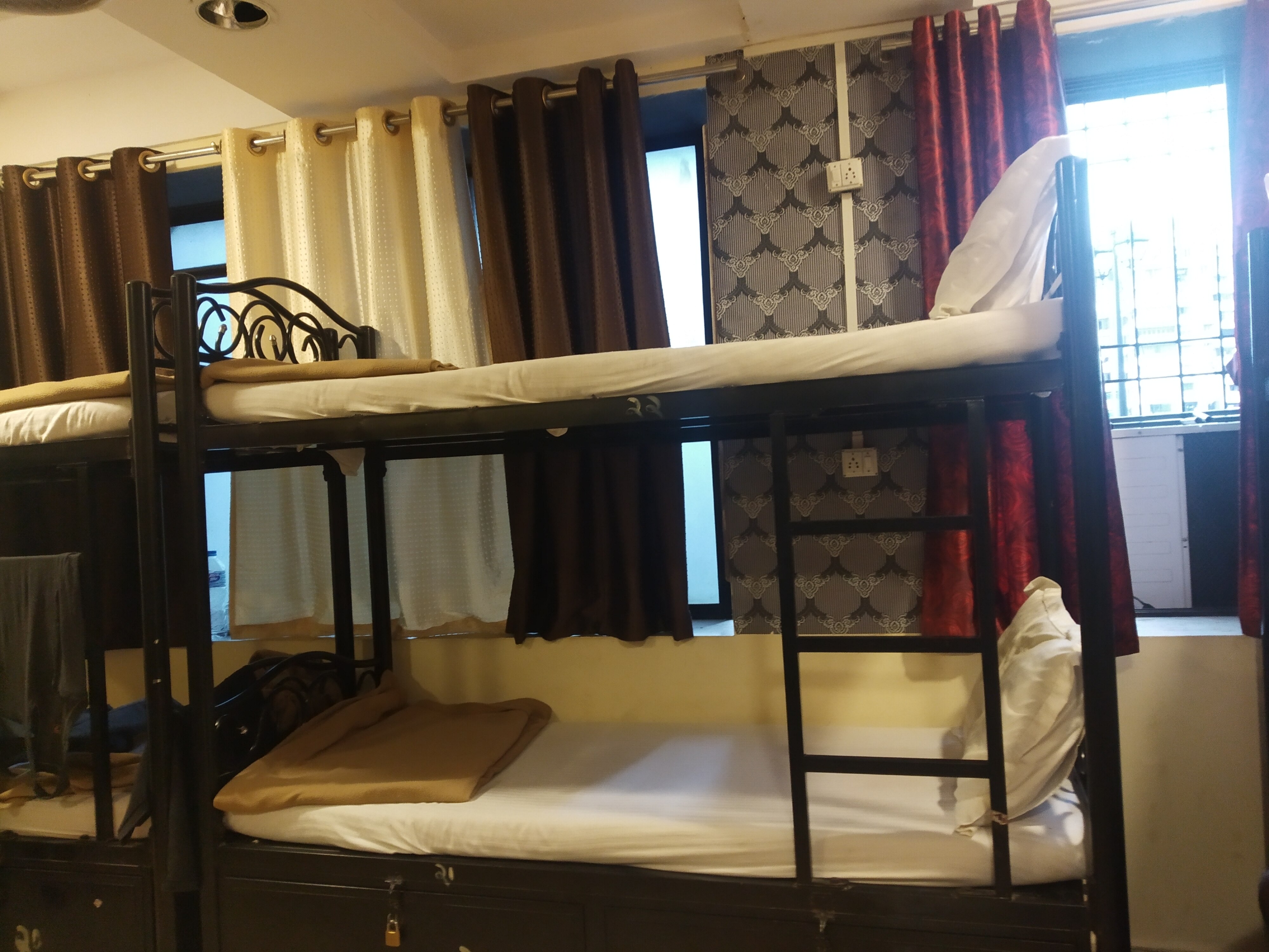 Bandra Dormitory Mumbai Hostel Free Cancellation Price Address Reviews