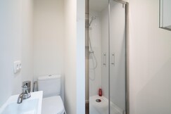 Romantic Apartment in Antwerp Centre, Tholen