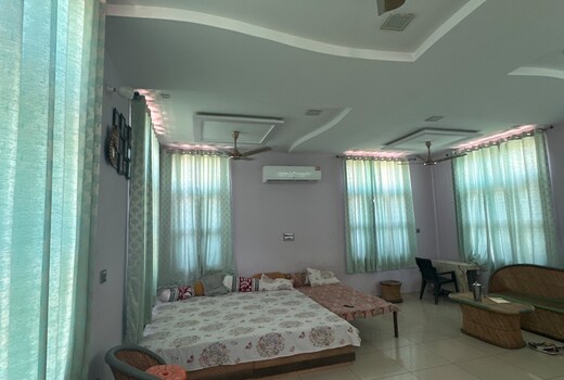 Murli Farmhouse