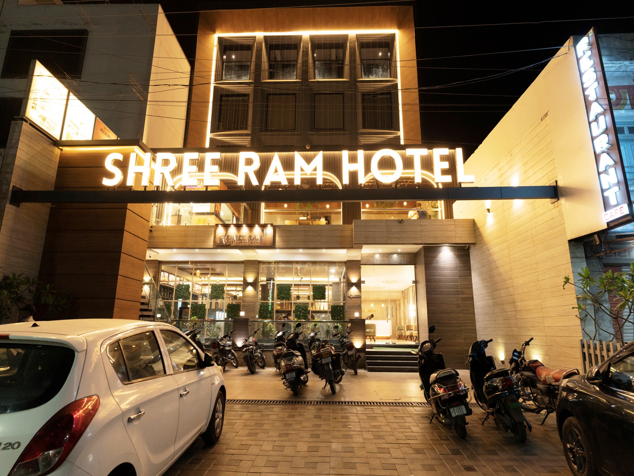 SHREE RAM HOTEL - Tap to explore photos