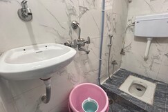 Hotel Pallavi, Panvel