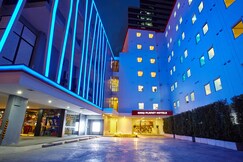 Easy Planet Bangkok Surawong , Bangkok