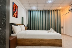 Pattaya Charm, Si Racha
