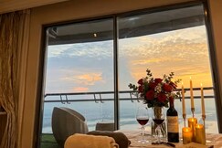 43rd Floor Half day Stay At Supernova Noida, Noida