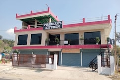 Pradhan Family Kitchen and Homestay, Kurseong