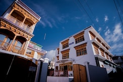 Hotel Blue Stone, Leh