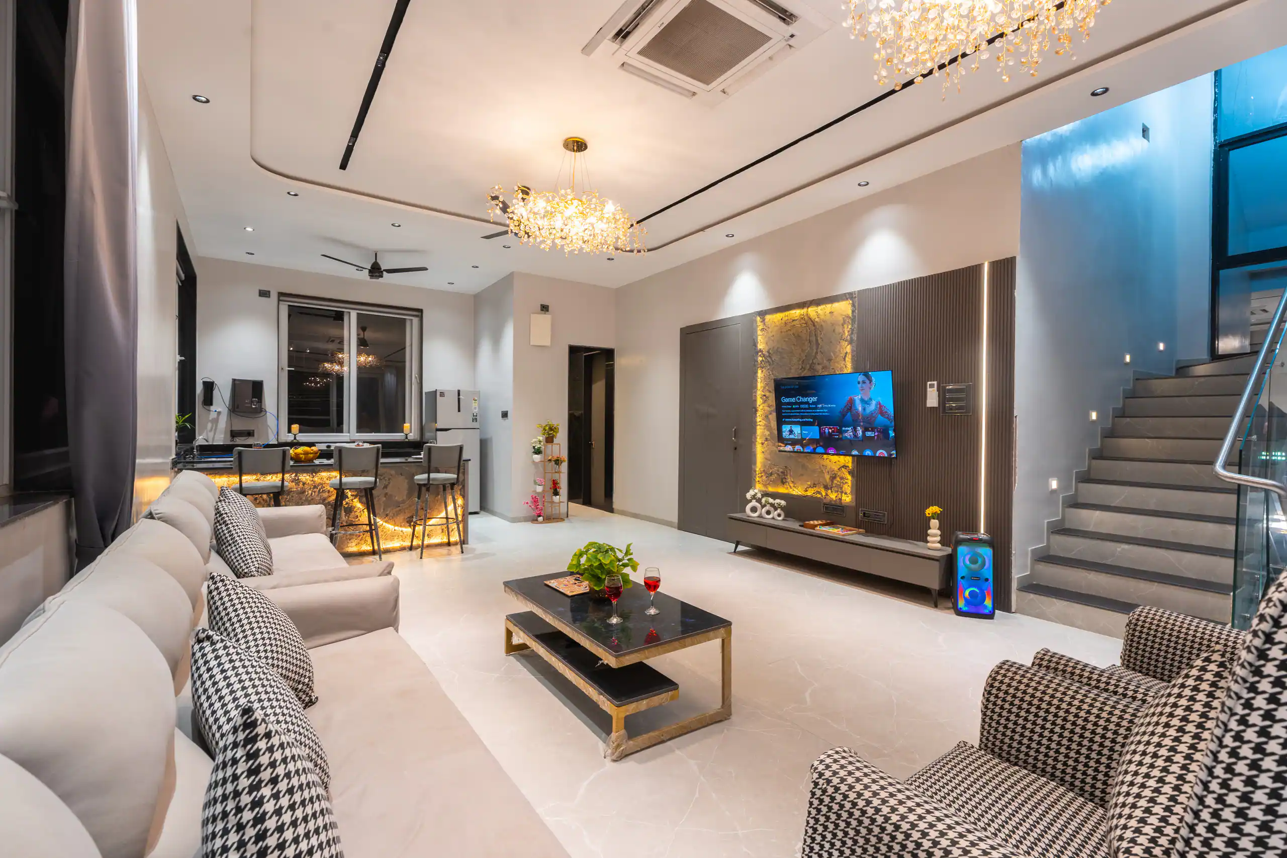 Velouria 4BHK with Jacuzzi by TensorStays, Lonavala
