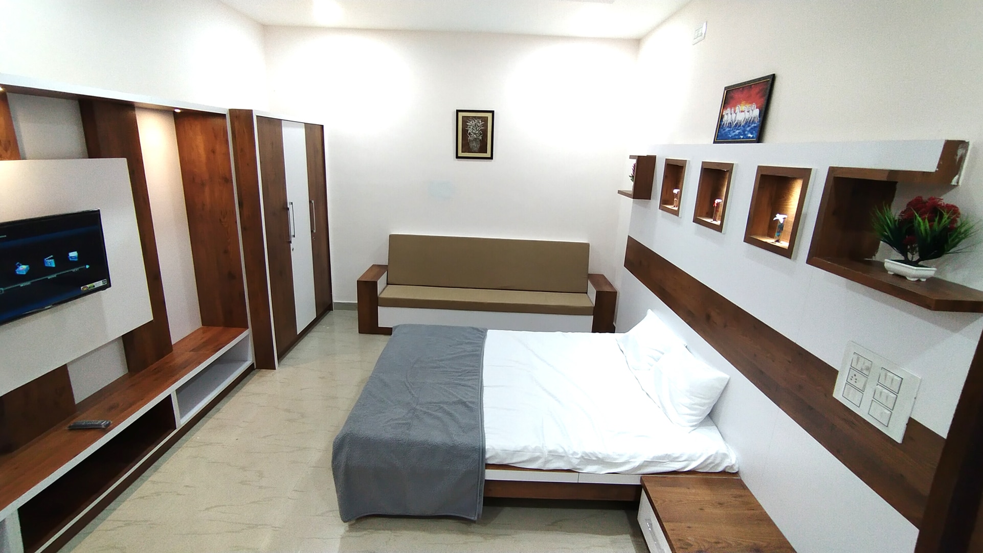 Shri Ramana Villas - Tap to explore photos