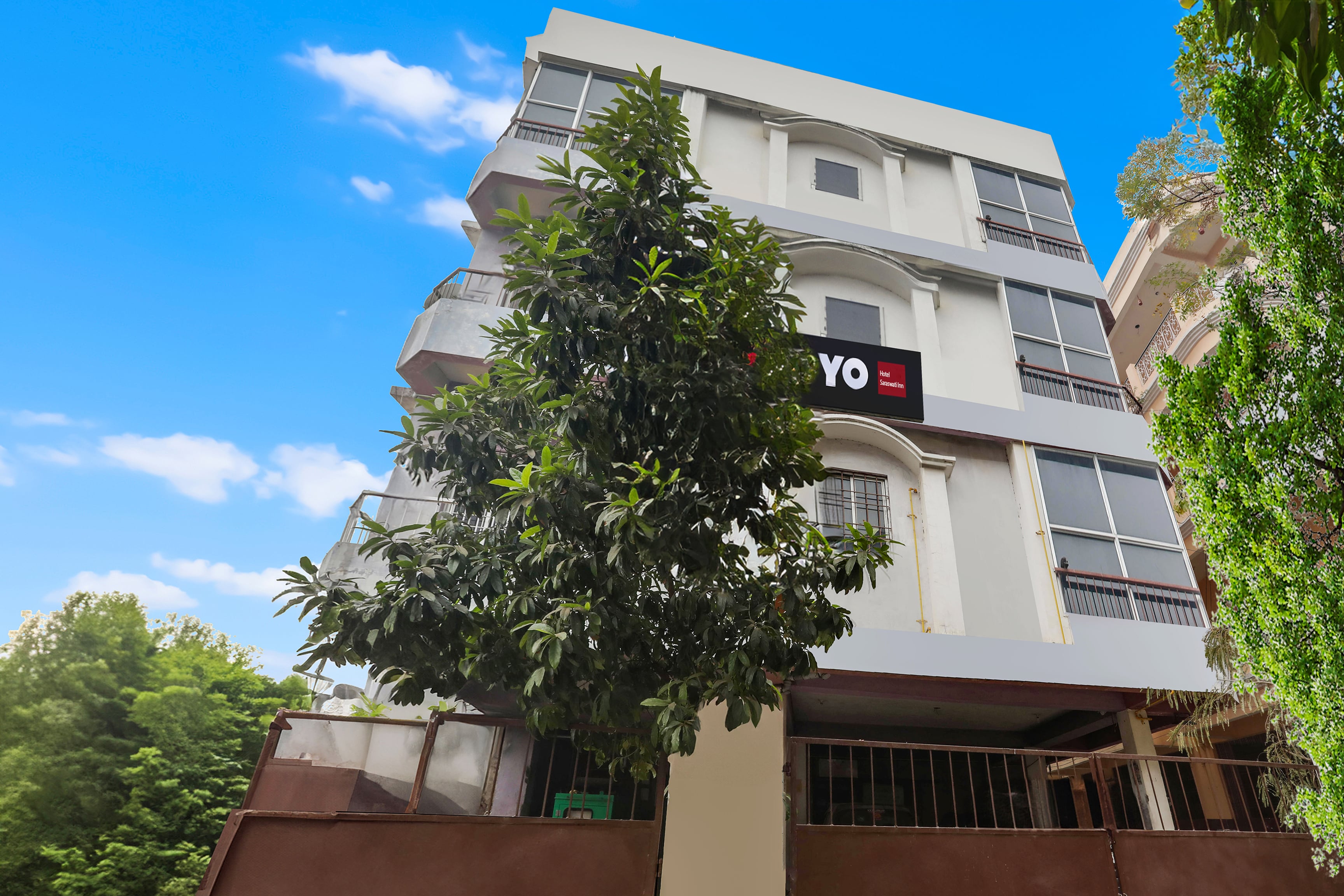Hotel O Saraswati Inn - Tap to explore photos