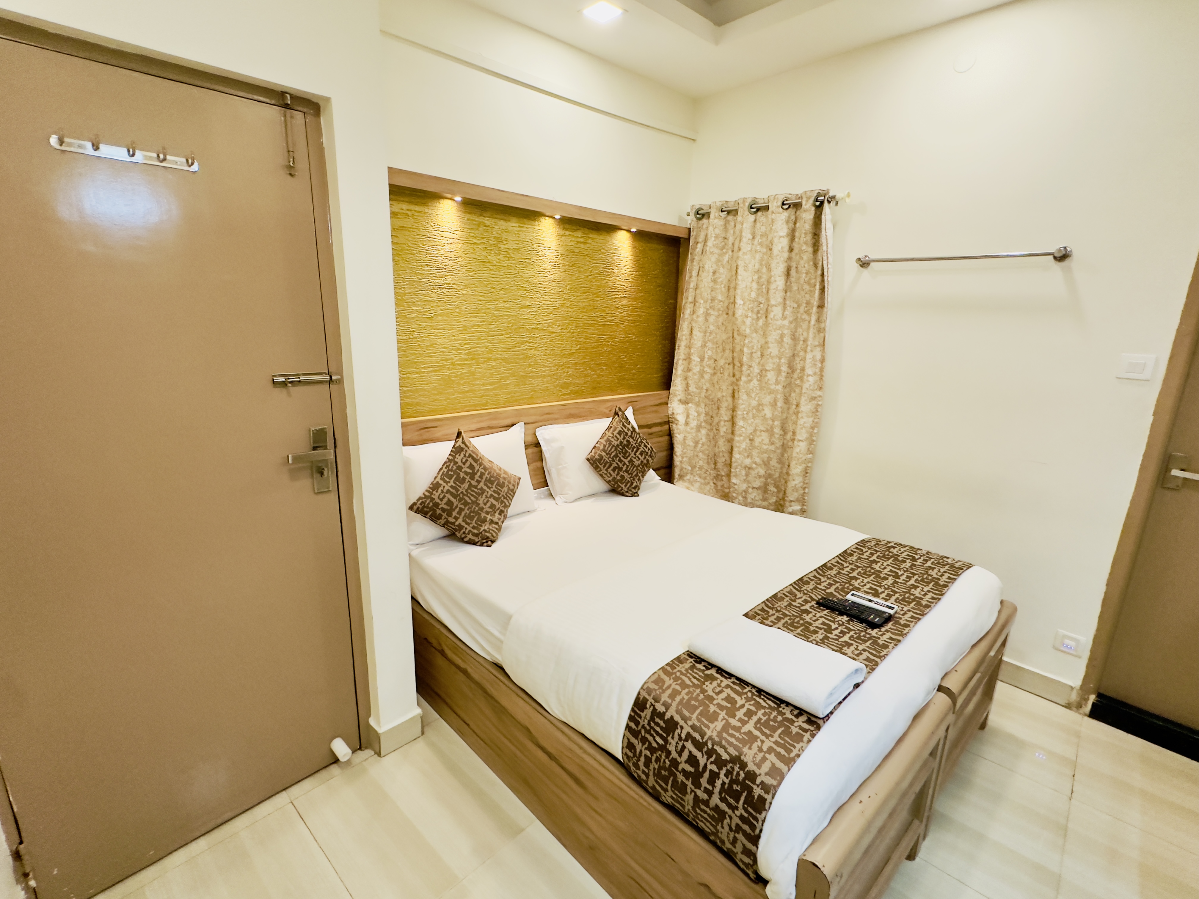Stay Court Business Class Hotel - Tap to explore photos