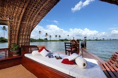 Marvel Cruise Houseboat, Alleppey