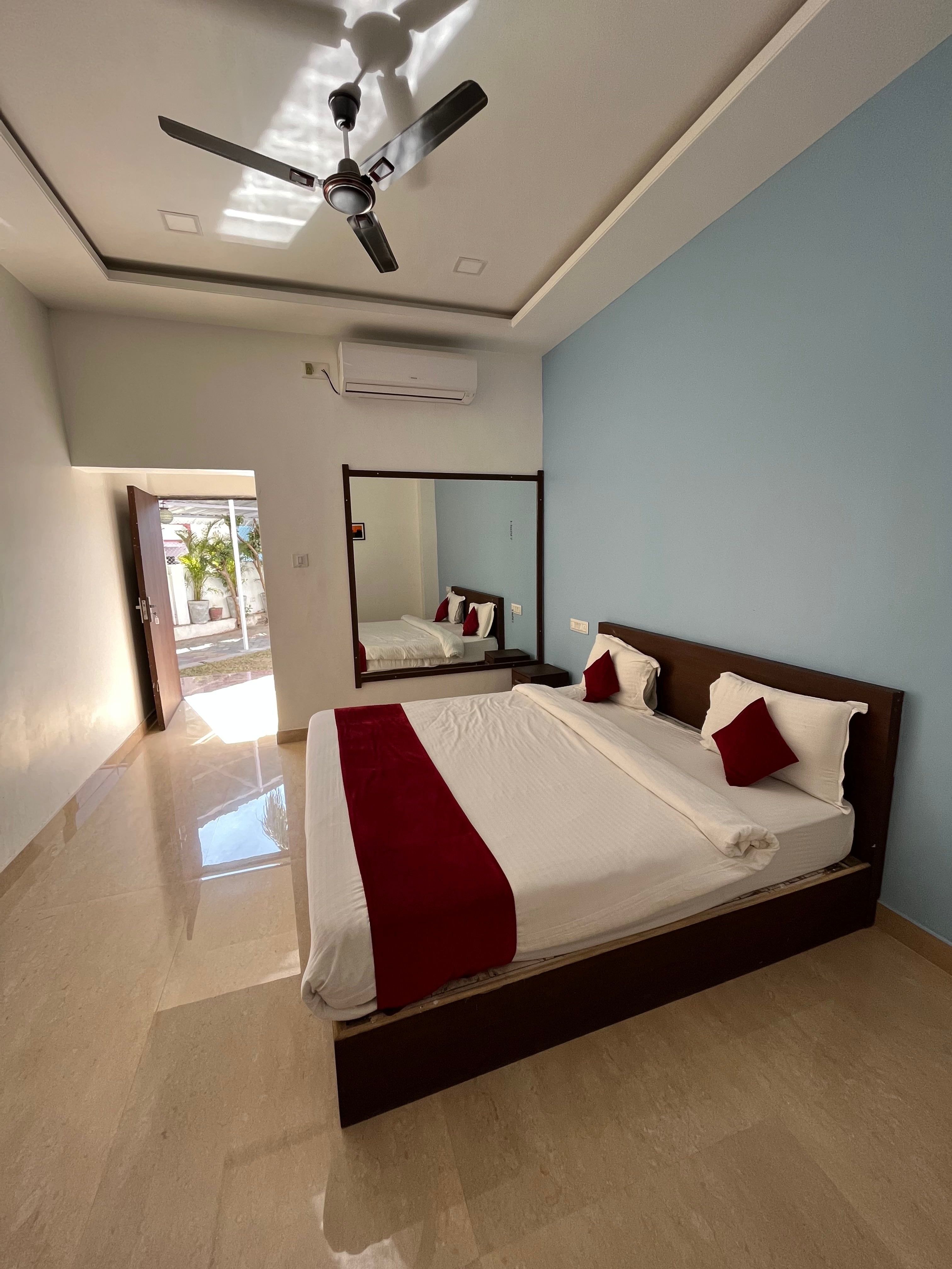 Hotel Escape By Banjara - Tap to explore photos