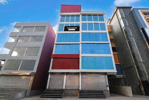 Townhouse Madhyamgram Chowmatha Bus Terminal Kolkata Formerly Star Guest House