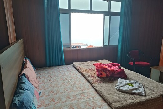Kousani Homestay