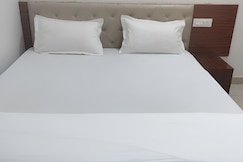 Hotel The Officer & Banquet, Araria