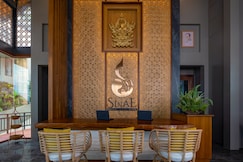 سيناي فوكيت لاكشري هوتل, فوكيت