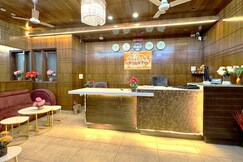 Hotel Jashn Inn near Apollo Hospital, Delhi, Delhi